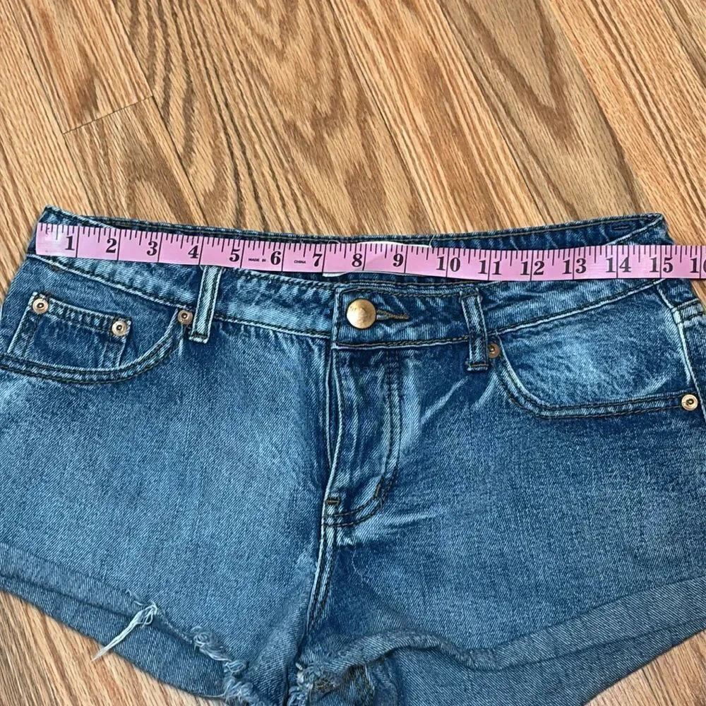 Cotton On Short, Daisy Dukes, shorties, distressed, 6